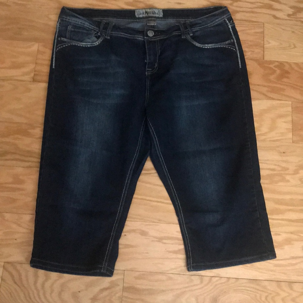 Capris